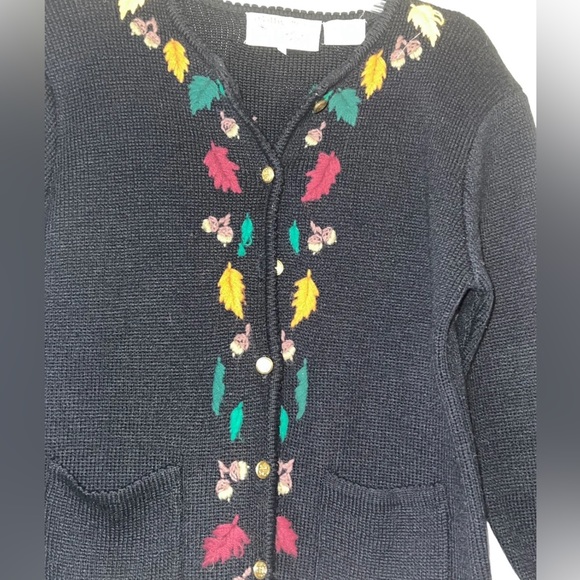 Vintage Tally-Ho Women's Button Sweater Embroidered Fall Leaves Design Size M - Picture 3 of 4
